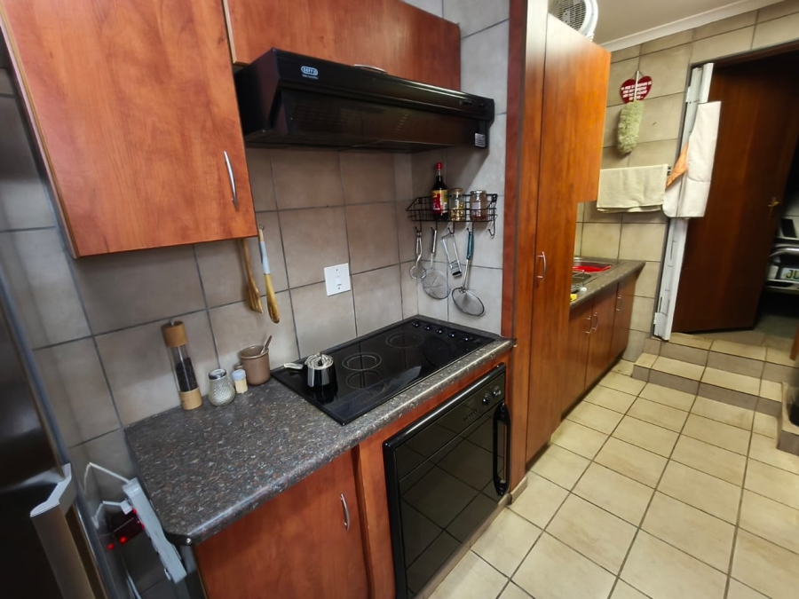 3 Bedroom Property for Sale in Safari Gardens North West